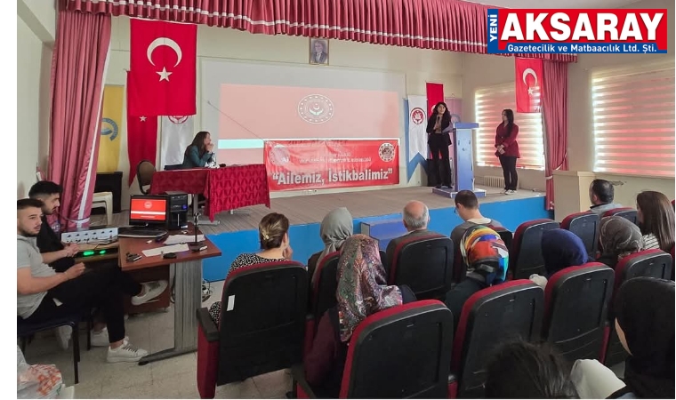 Gençlere kadına şiddet anlatıldı