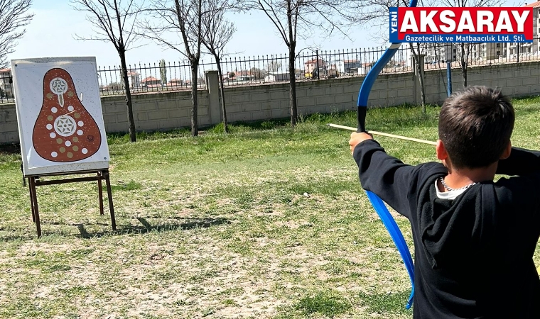 Hedef aynı, oklar farklı