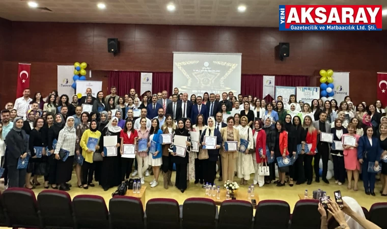 İdareci ve öğretmenlere belge verildi