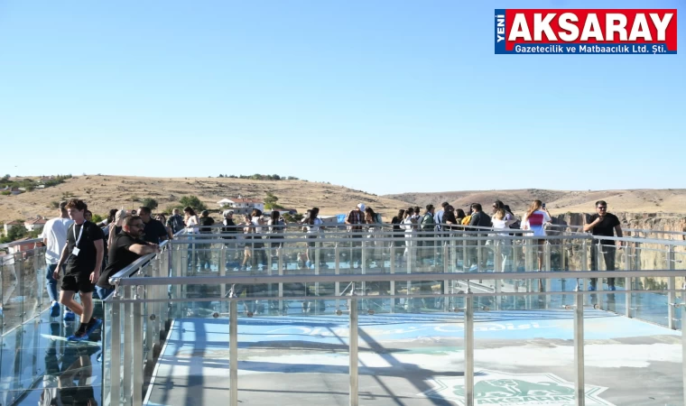 IHLARA CAM TERAS: Bayramda ziyaretçisi eksik olmadı
