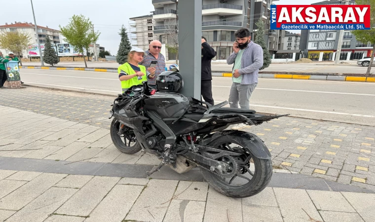 Kaza yapan motosikletli ağır yaralandı
