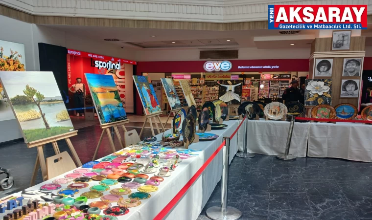 Mahkumların el sanatları sergisi