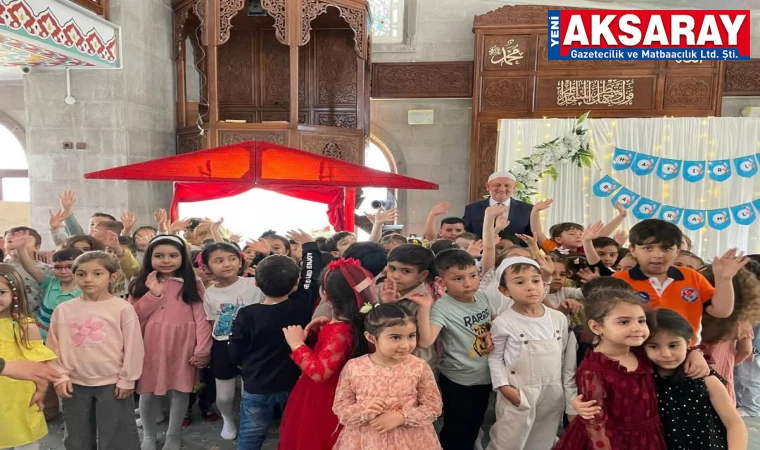 Miniklere bayram şenliği
