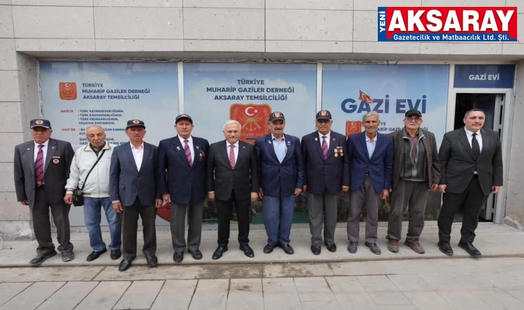Şehit Aileleri ve Gazi Derneklerini ziyaret etti
