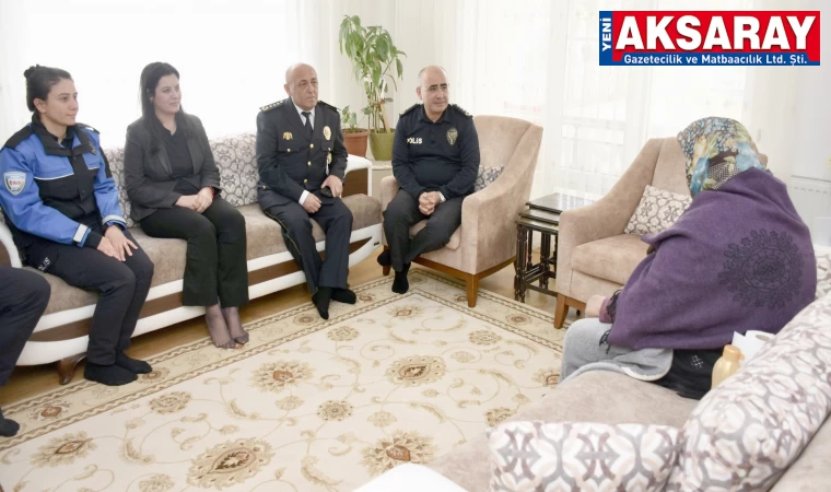 Şehit ailelerini ziyaret ettiler