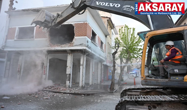 TEDAŞ İŞHANI YIKILIYOR Başkan Bismillah diyerek başladı