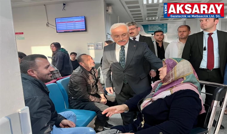 Vali Kumbuzoğlu hastaları ziyaret etti
