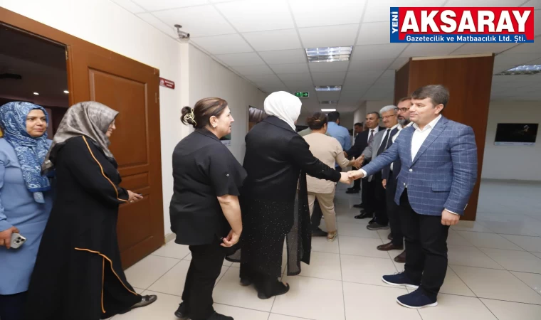 Belediyede personelle bayramlaşma