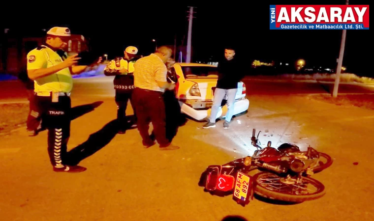 Motosiklet otomobile arkadan çarptı: 1 YARALI  
