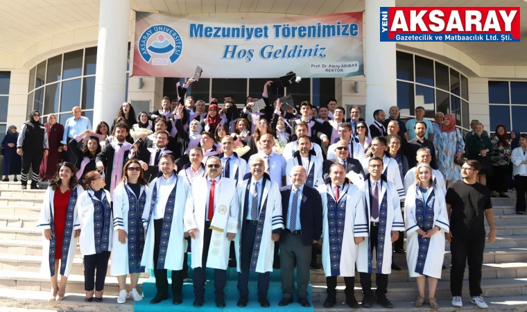 Tıp Fakültesi üçüncü dönem mezunlarını uğurladı