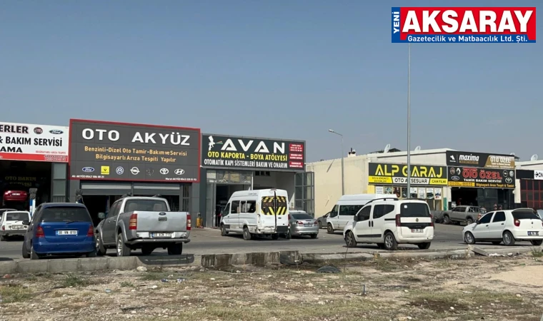 Bakımını yaptığı aracın altında kalan çocuk yaralandı