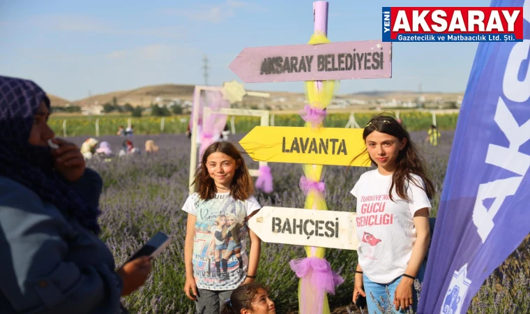 Mor güzelliği görmeye davet etti