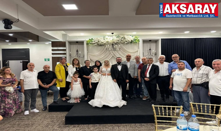 Mutlu günlerinde yalnız bırakmadılar