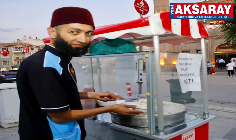 Tavuklu pilav sokak lezzetlerine dahil oldu