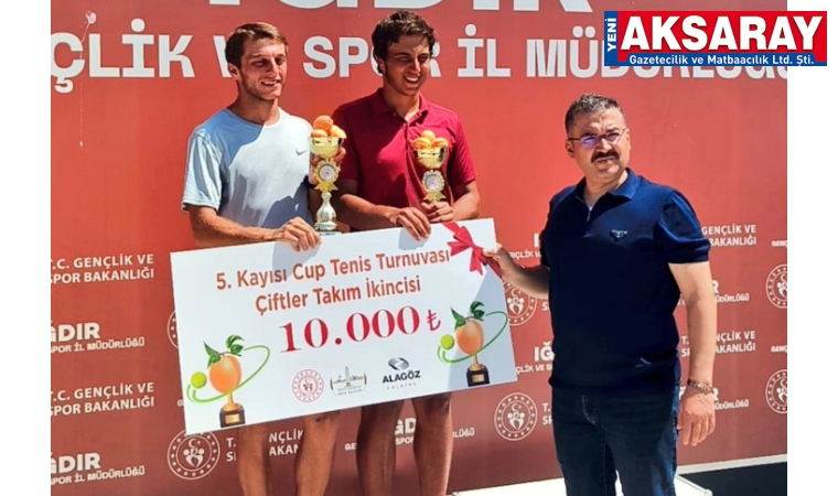 Tenis Turnuvasında derece yaptı