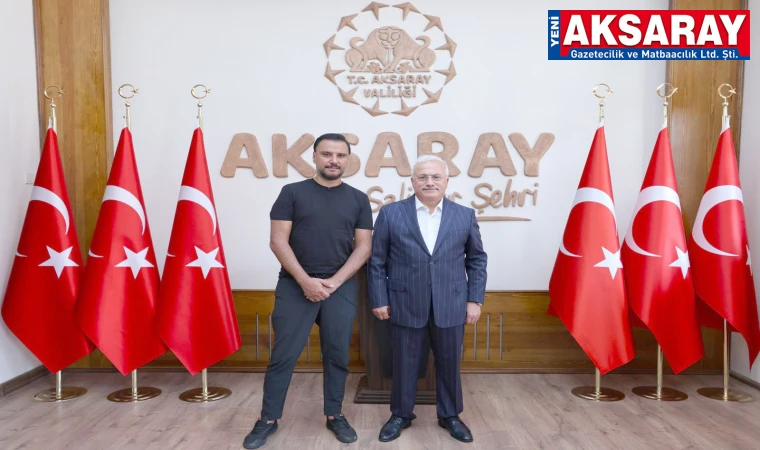 Ünlü sanatçı Alişan, valiyi ziyaret etti