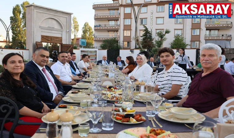 Veda ve onur gecesi düzenlendi
