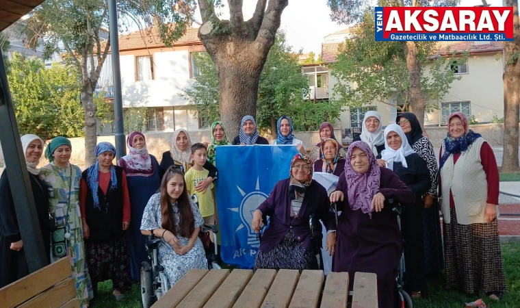 AK Parti Kadın Kolları sahada arı gibi