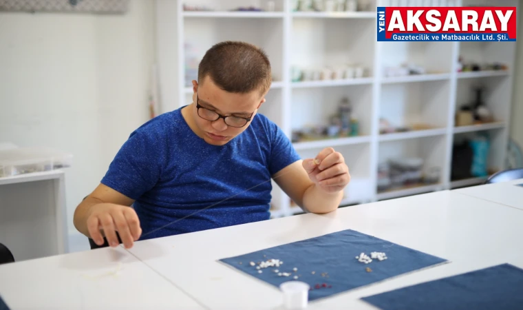 Engelsiz Yaşam Merkezi umut ışığı olmaya devam ediyor