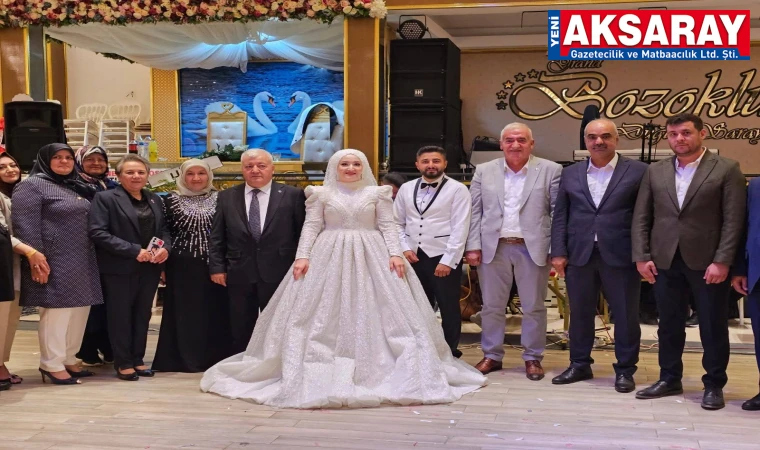 Huzur dolu bir yuva dilediler