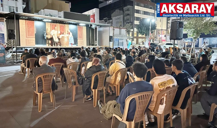 Mobil tiyatro gösterisi