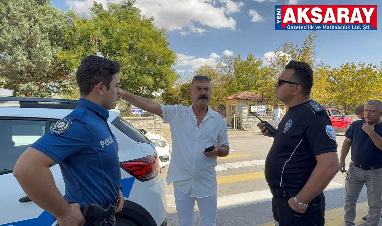  Öğrenci velisi okul müdürünü yumrukladı