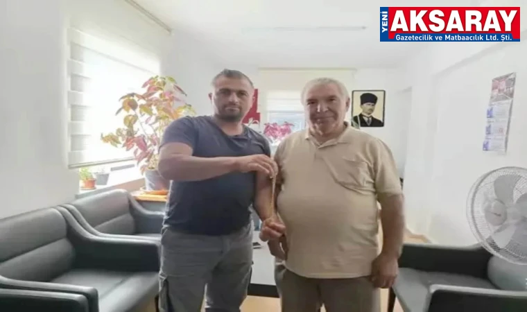 TEMİZLİK GÖREVLİSİ Bulduğu altın kolyeyi sahibine teslim etti