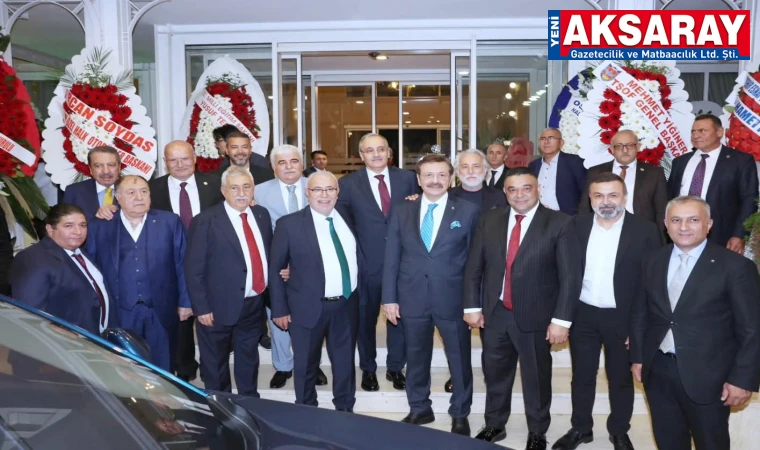ESKİ BAKAN HEMŞEHRİMİZ CENAP AŞCI OĞLUNU EVLENDİRDİ Aksaray’dan Ankara’ya düğün çıkarması