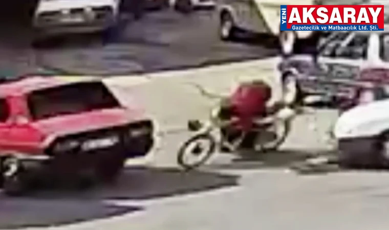 Motosiklet araca çarptı, 15 yaşındaki sürücü ağır yaralandı