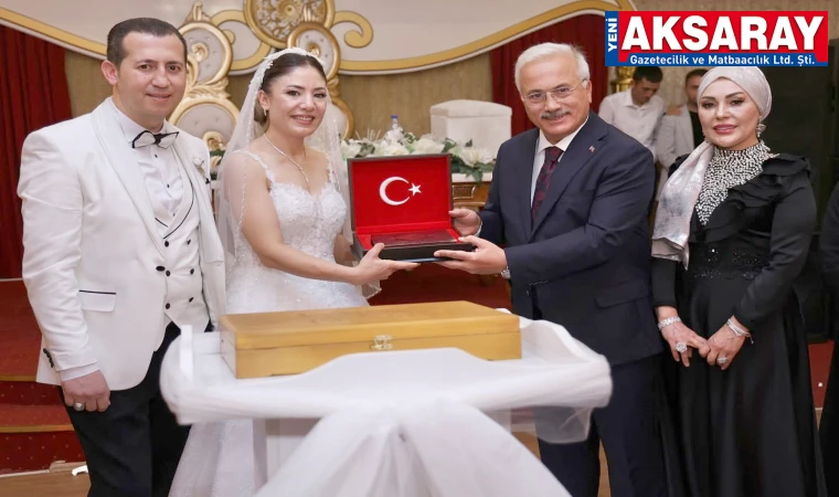 Mutlu bir düğün