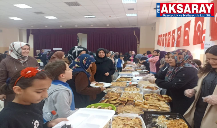 Ak Parti Kadın Kollarından okul kermesine destek verildi