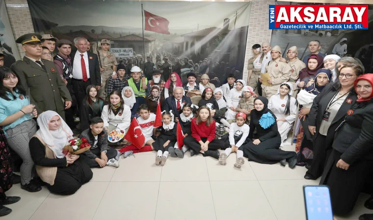 Anma programında anlamlı sahneler