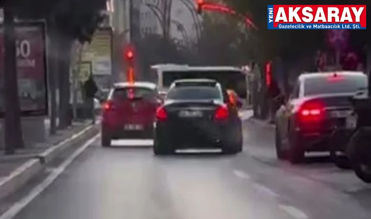 Drift atan sürücü kameraya yakalandı