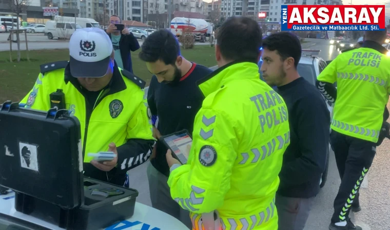 EHLİYETİ DAİMİ İPTAL EDİLDİ Alkollü sürücü emniyeti alarma geçirdi