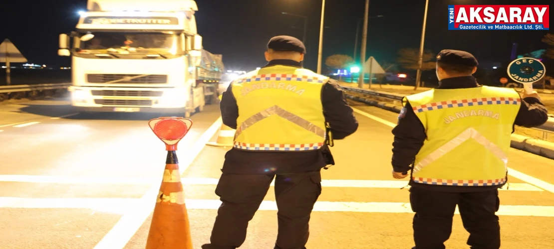 Jandarma ekipleri denetimlerini sürdürüyor