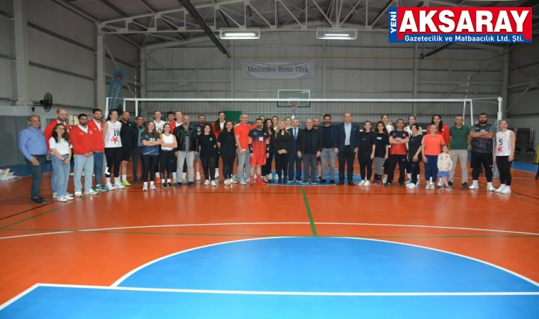 MERCEDES BENZ-TÜRK METAL ŞAMPİYONU İLE KUZEYBORUSPOR DOSTLUK MAÇINDA Devler buluştu