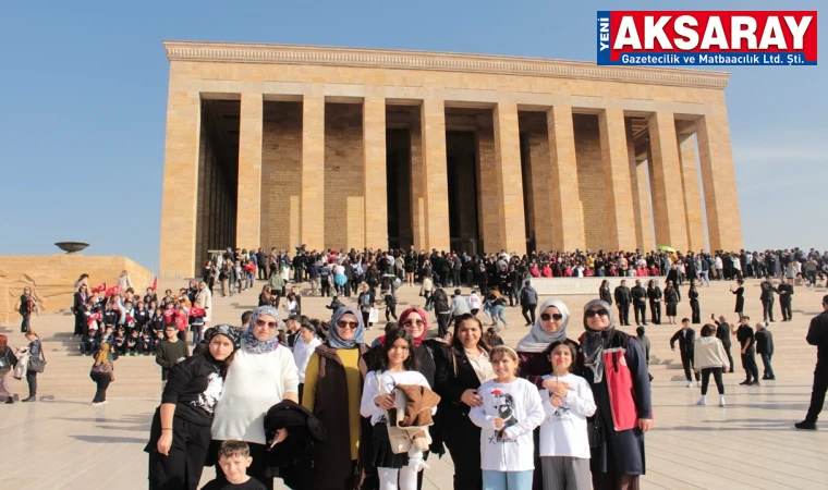 Şehit ve Gazi Aileleri Anıtkabirde