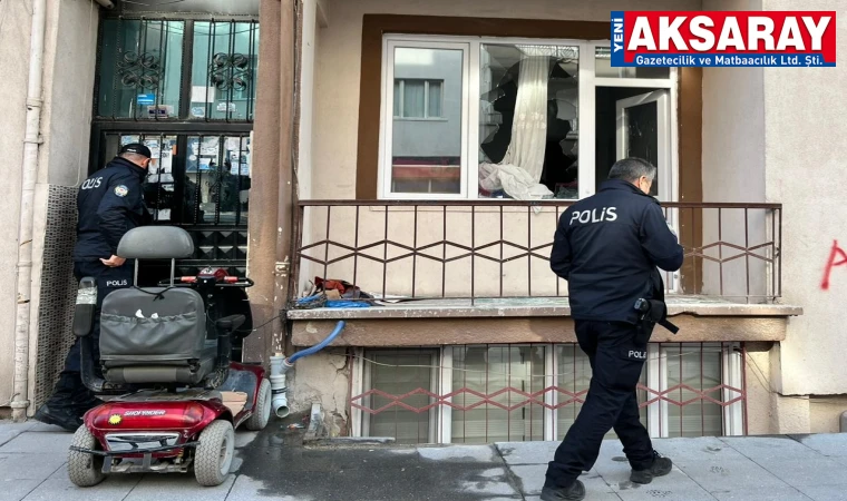 Bir eve düzenlenen baltalı saldırıda 2 kişi yaralandı