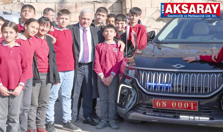 ÇOCUKLAR İSTEDİ, VALİ SÖZÜ VERDİ Sevinçli’ye halı saha yapılacak