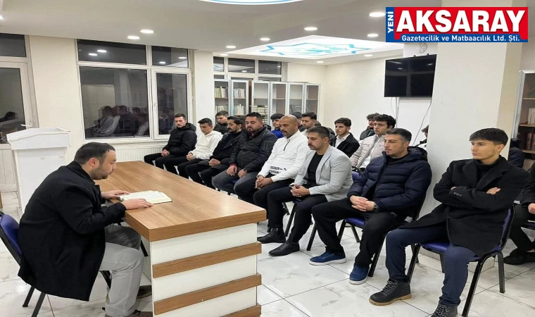 Eller semaya açıldı