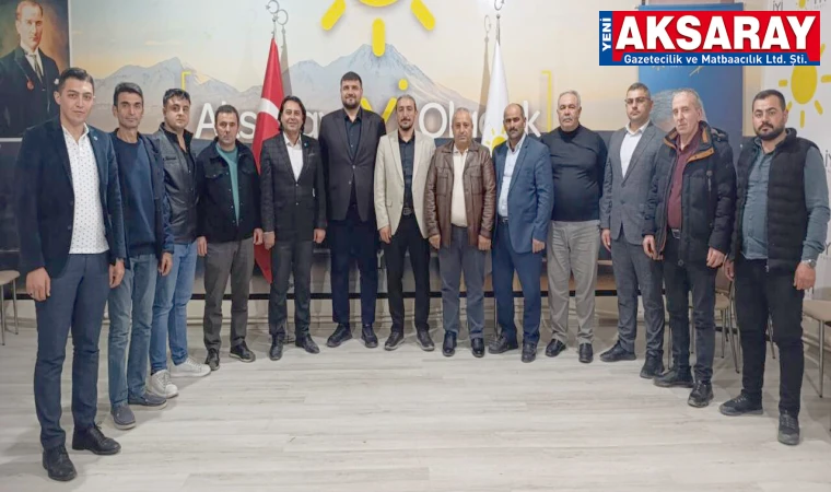 İlçe teşkilatları hayırlı olsun ziyareti yapıyor