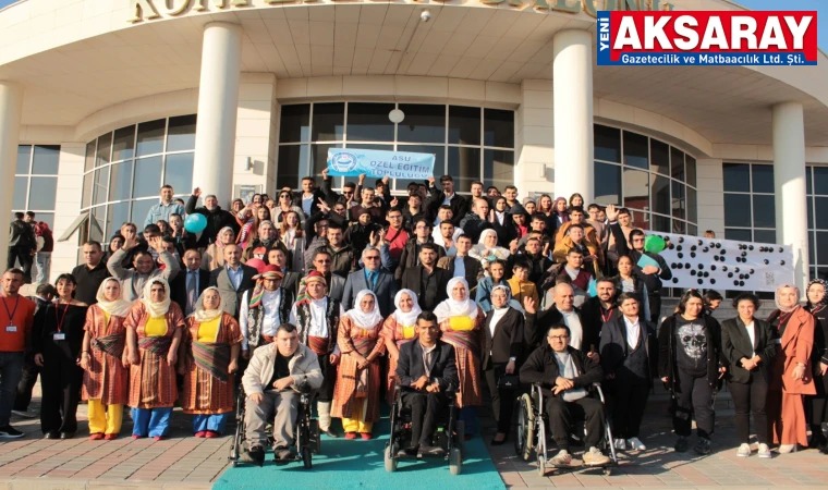 SEVGİ VARSA ENGEL YOKTUR Özel gün coşkusu sahnelendi