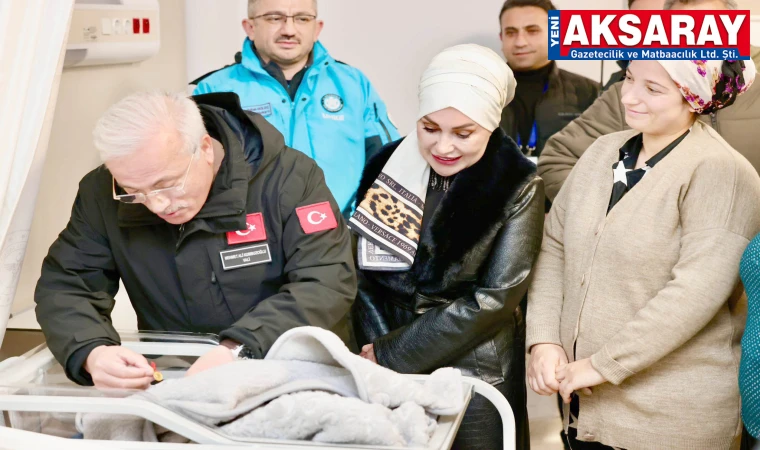 Yeni yılın ilk bebekleri ziyaret edildi