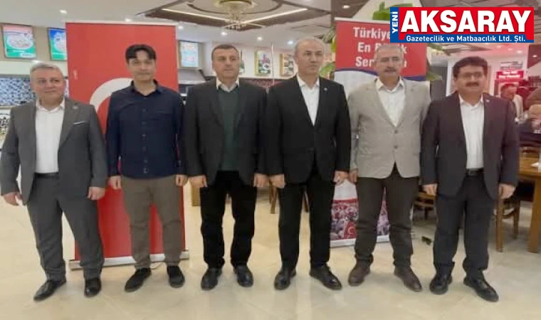 EĞİTİMCİLER İFTAR PROGRAMINDAN SESLENDİ: ‘Sorunlar çözüm bekliyor’