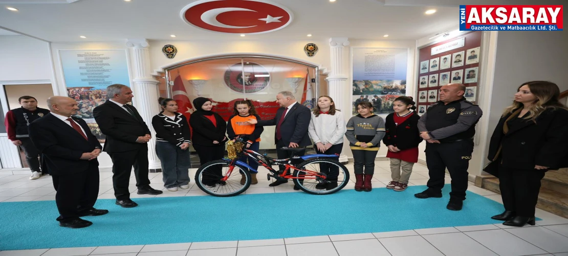 GELECEĞE ANLAMLI ÖDÜL Umudumuz gençliğimiz