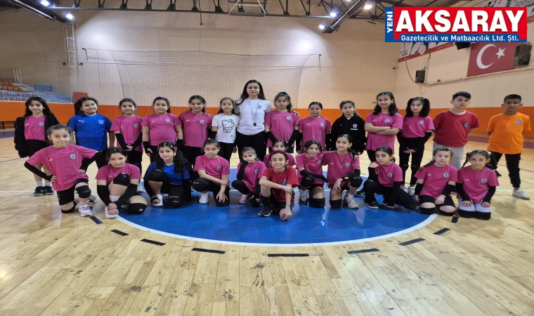 Tuzgölü Voleybol Akademi takımı gün geçtikçe büyüyor