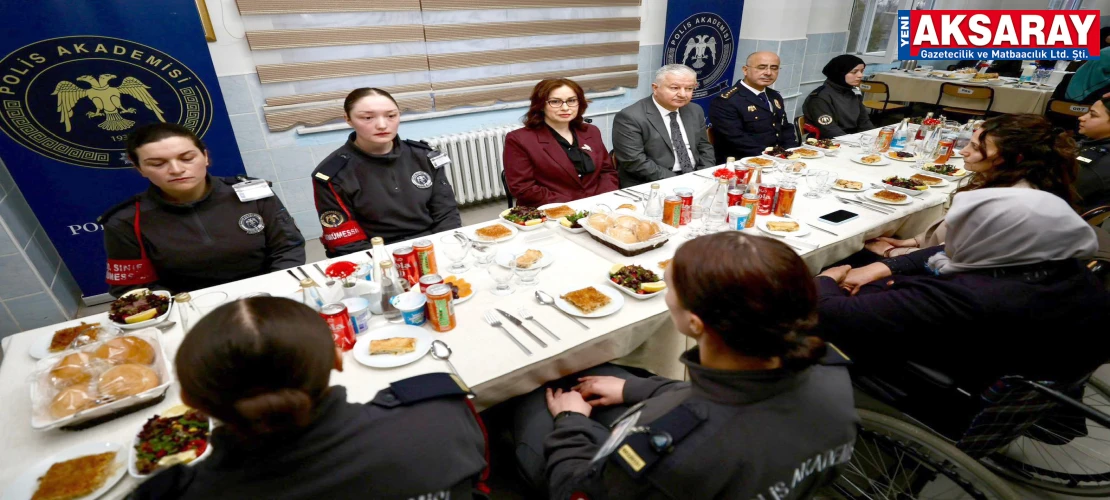 Geleceğin polisleri aynı sofrada