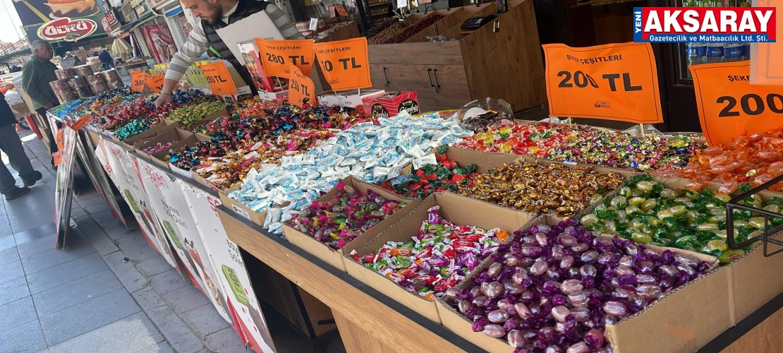 Tezgahlarda şeker ve lokum yerini aldı