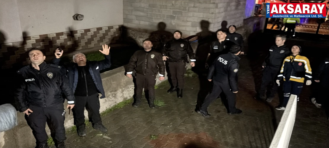  Yangında 6 kişi dumandan etkilendi