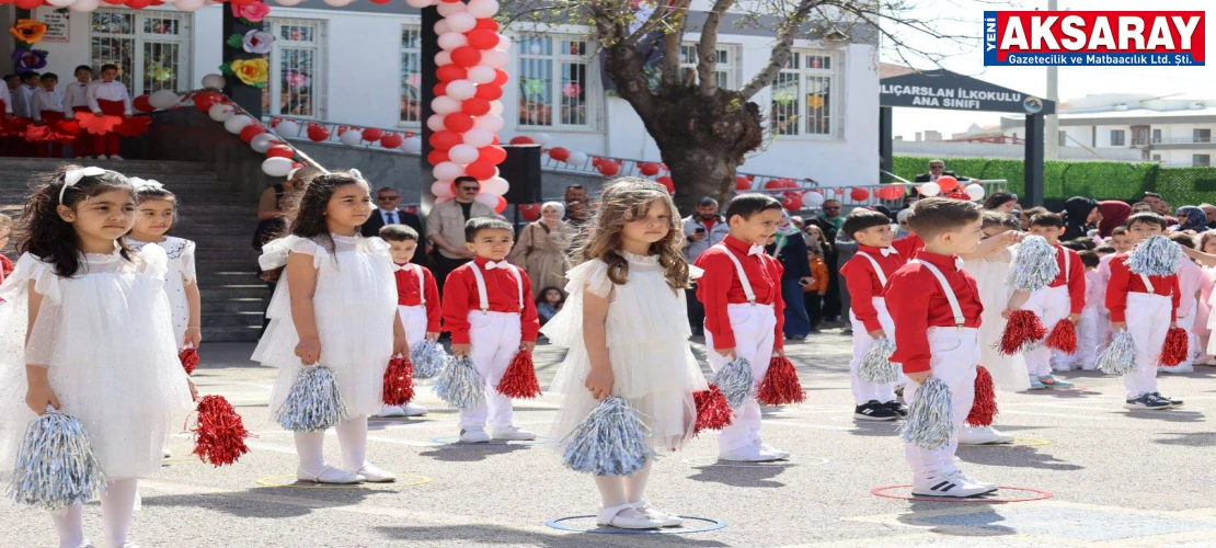 23 NİSAN BAYRAMINDA VALİ DURU KONUŞTU Cumhuriyet çocuklarımızla güvende